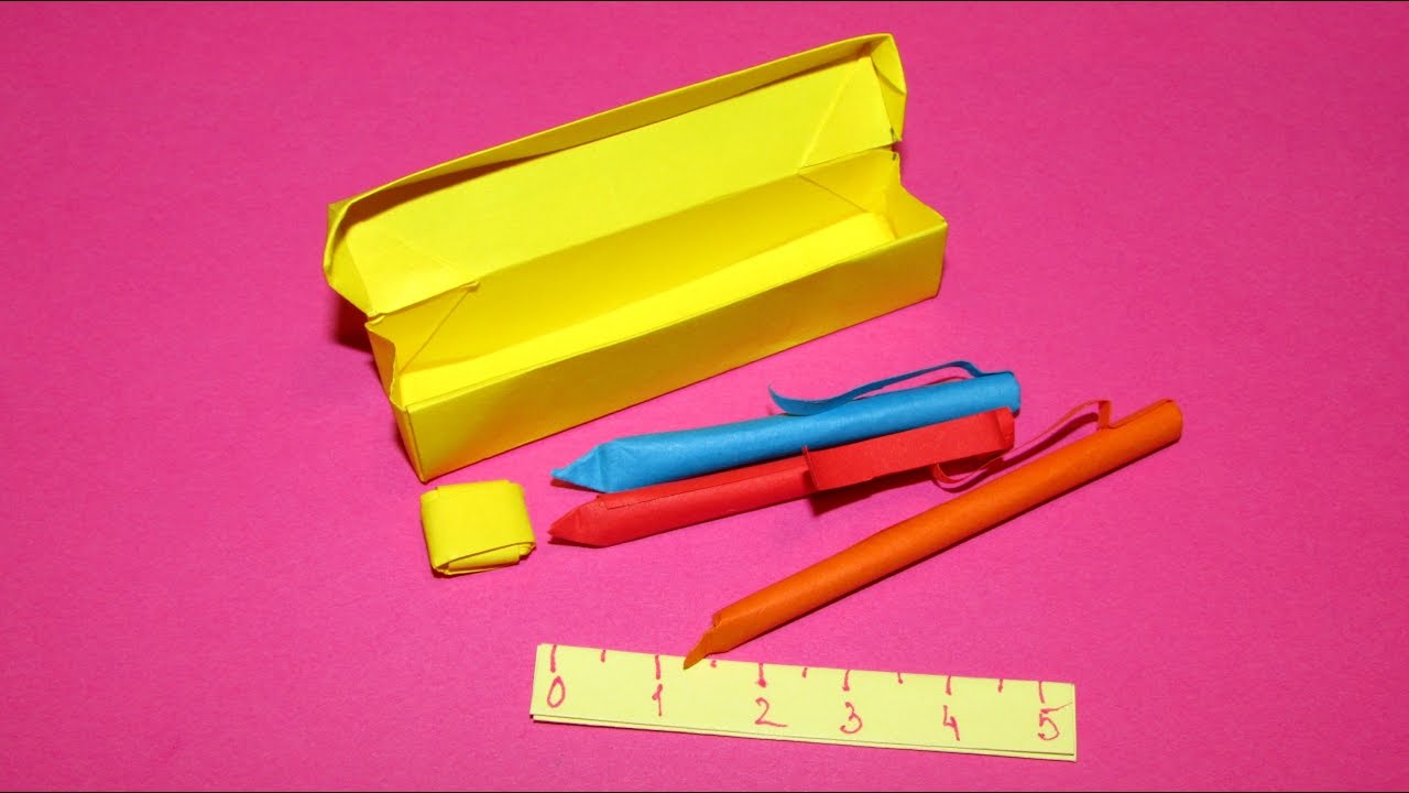 stylo et plumier en origami